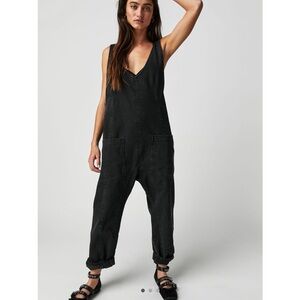 Free people High Roller Overalls. Size Large Short